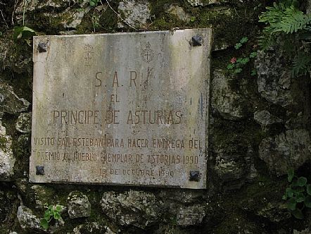 San Esteban de Cuaba, Pueblo Ejemplar de Asturias de 1990